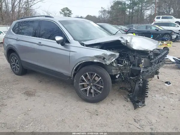 3VV3B7AX6KM102934 2019 VOLKSWAGEN TIGUAN - Image 1