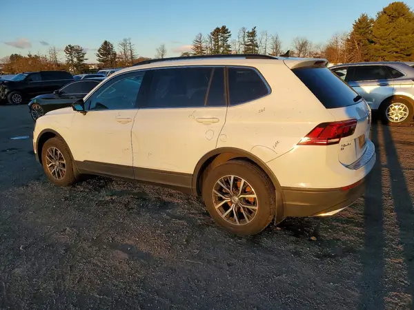 3VV3B7AX6KM106563 2019 VOLKSWAGEN TIGUAN - Image 2