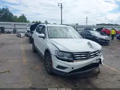 3VV3B7AX6KM194725 2019 VOLKSWAGEN TIGUAN