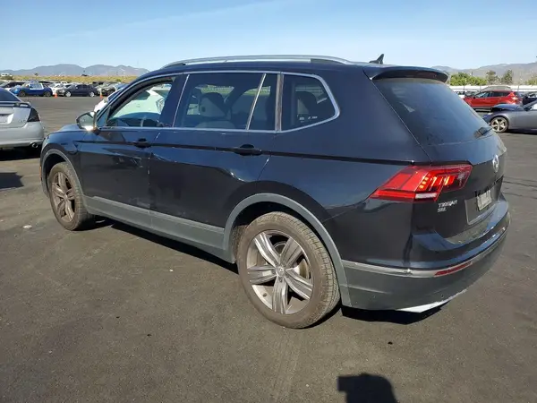 3VV3B7AX6LM014595 2020 VOLKSWAGEN TIGUAN - Image 2