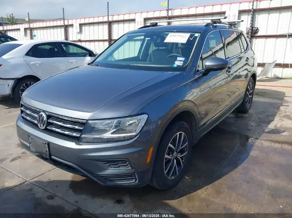 3VV3B7AX6LM028187 2020 VOLKSWAGEN TIGUAN - Image 2