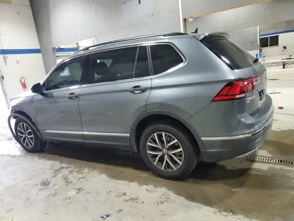 3VV3B7AX6LM042395 2020 VOLKSWAGEN TIGUAN - Image 2