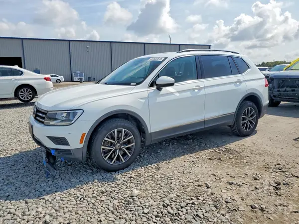 3VV3B7AX6LM046785 2020 VOLKSWAGEN TIGUAN - Image 1