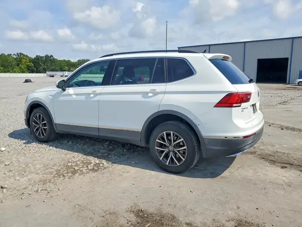 3VV3B7AX6LM046785 2020 VOLKSWAGEN TIGUAN - Image 2