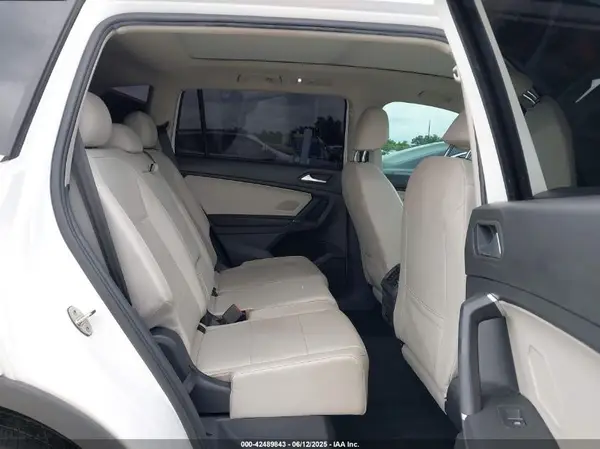 3VV3B7AX6LM128547 2020 VOLKSWAGEN TIGUAN - Image 8