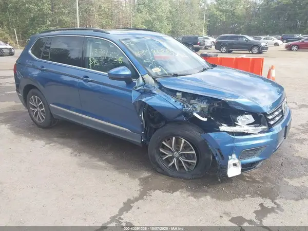 3VV3B7AX6LM129522 2020 VOLKSWAGEN TIGUAN - Image 1