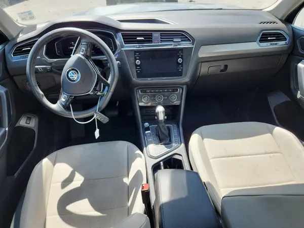 3VV3B7AX6LM175819 2020 VOLKSWAGEN TIGUAN - Image 8