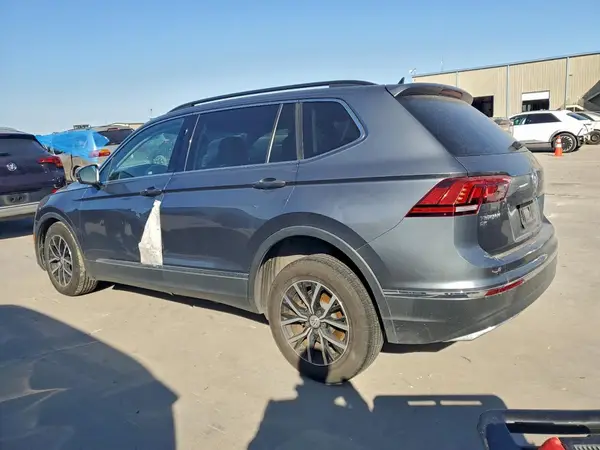 3VV3B7AX6MM001038 2021 VOLKSWAGEN TIGUAN - Image 2