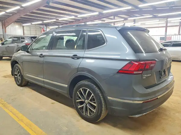 3VV3B7AX6MM007728 2021 VOLKSWAGEN TIGUAN - Image 2