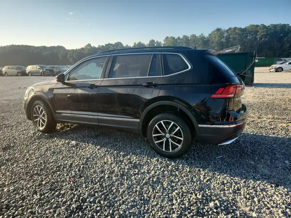 3VV3B7AX6MM020740 2021 VOLKSWAGEN TIGUAN - Image 2