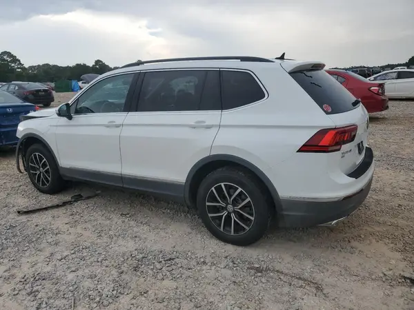 3VV3B7AX6MM064060 2021 VOLKSWAGEN TIGUAN - Image 2