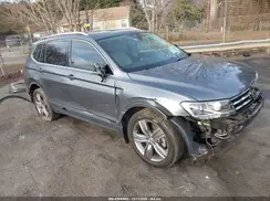 3VV3B7AX6MM083708 2021 VOLKSWAGEN TIGUAN