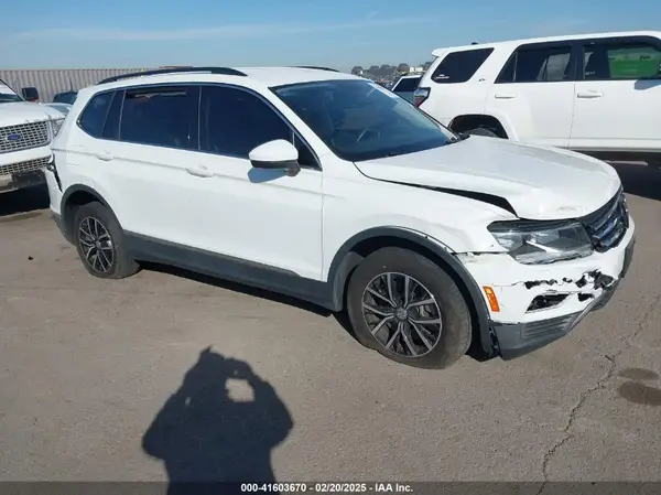 3VV3B7AX6MM091355 2021 VOLKSWAGEN TIGUAN - Image 1