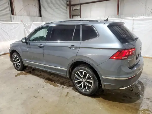 3VV3B7AX6MM096247 2021 VOLKSWAGEN TIGUAN - Image 2