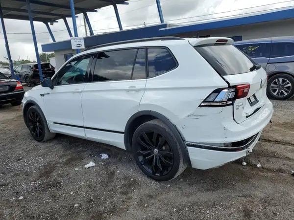 3VV3B7AX6MM100670 2021 VOLKSWAGEN TIGUAN - Image 2
