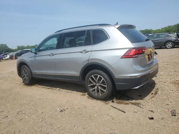 3VV3B7AX6MM100698 2021 VOLKSWAGEN TIGUAN - Image 2