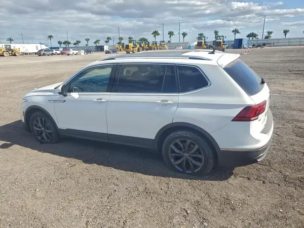 3VV3B7AX6NM123402 2022 VOLKSWAGEN TIGUAN - Image 2