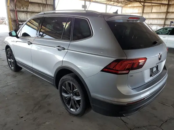 3VV3B7AX6PM003456 2023 VOLKSWAGEN TIGUAN - Image 2