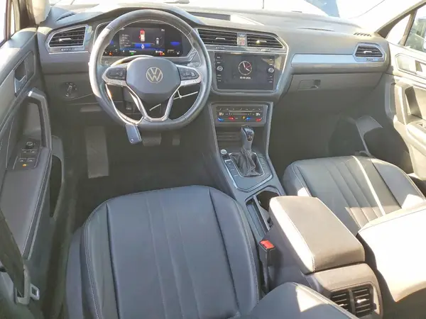 3VV3B7AX6PM036327 2023 VOLKSWAGEN TIGUAN - Image 8