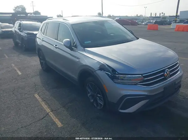 3VV3B7AX6PM114184 2023 VOLKSWAGEN TIGUAN - Image 1