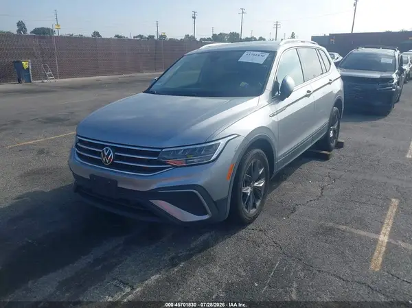 3VV3B7AX6PM114184 2023 VOLKSWAGEN TIGUAN - Image 2