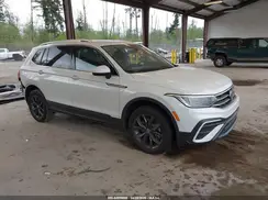 3VV3B7AX6PM114654 2023 VOLKSWAGEN TIGUAN