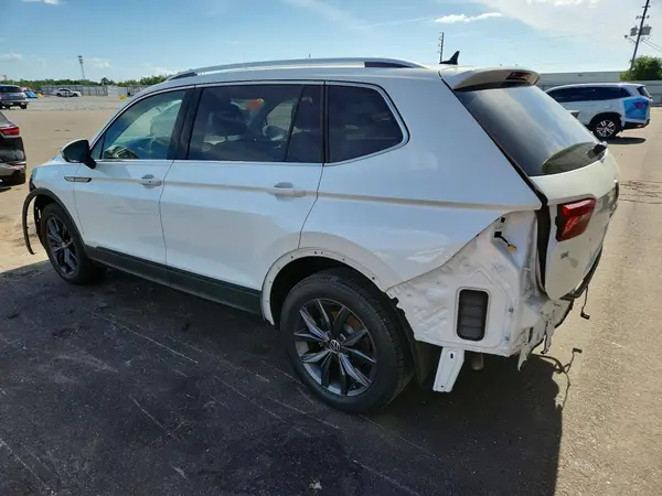 3VV3B7AX6PM141482 2023 VOLKSWAGEN TIGUAN - Image 2