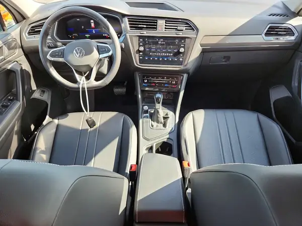 3VV3B7AX6PM141482 2023 VOLKSWAGEN TIGUAN - Image 8