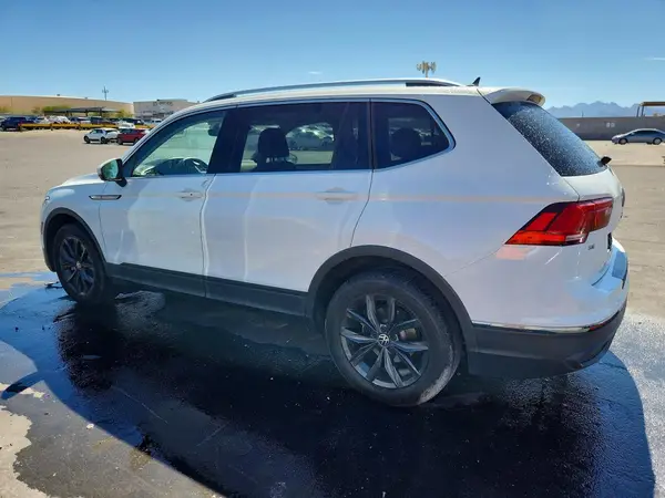 3VV3B7AX6RM044043 2024 VOLKSWAGEN TIGUAN - Image 2