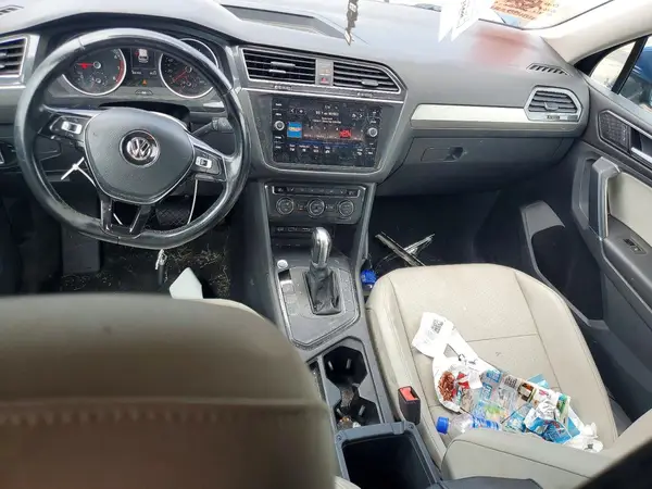 3VV3B7AX7JM000959 2018 VOLKSWAGEN TIGUAN - Image 8