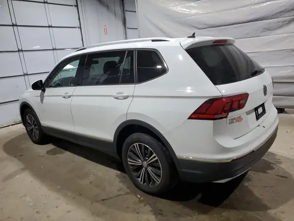 3VV3B7AX7JM002016 2018 VOLKSWAGEN TIGUAN - Image 2