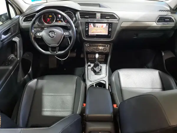 3VV3B7AX7JM002016 2018 VOLKSWAGEN TIGUAN - Image 8