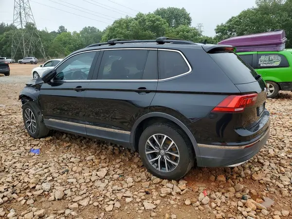 3VV3B7AX7JM003926 2018 VOLKSWAGEN TIGUAN - Image 2