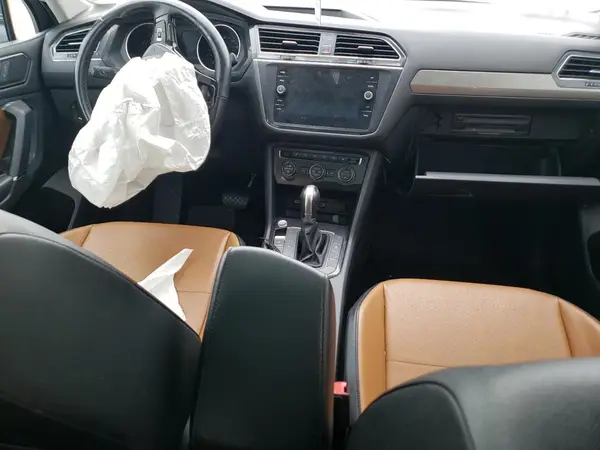 3VV3B7AX7JM005708 2018 VOLKSWAGEN TIGUAN - Image 8