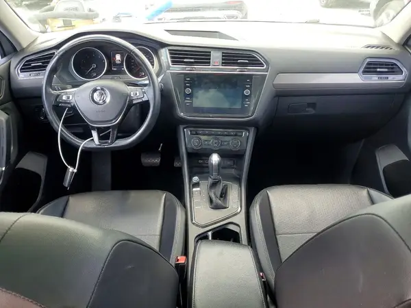 3VV3B7AX7JM006325 2018 VOLKSWAGEN TIGUAN - Image 8