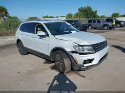3VV3B7AX7JM018359 2018 VOLKSWAGEN TIGUAN