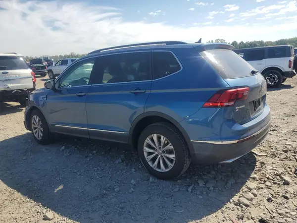 3VV3B7AX7JM054553 2018 VOLKSWAGEN TIGUAN - Image 2