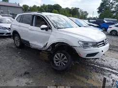 3VV3B7AX7JM060224 2018 VOLKSWAGEN TIGUAN