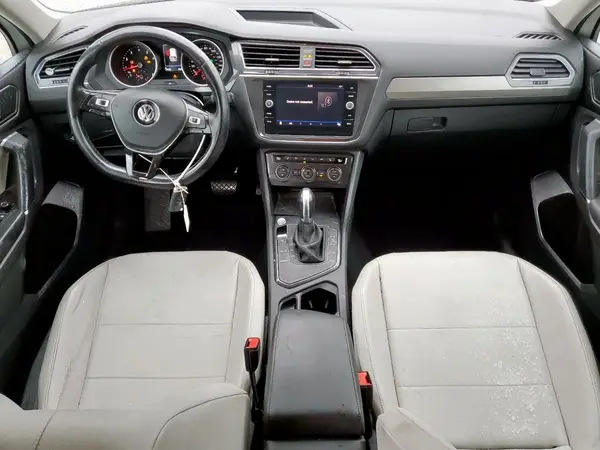 3VV3B7AX7JM061373 2018 VOLKSWAGEN TIGUAN - Image 8