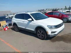 3VV3B7AX7JM072101 2018 VOLKSWAGEN TIGUAN