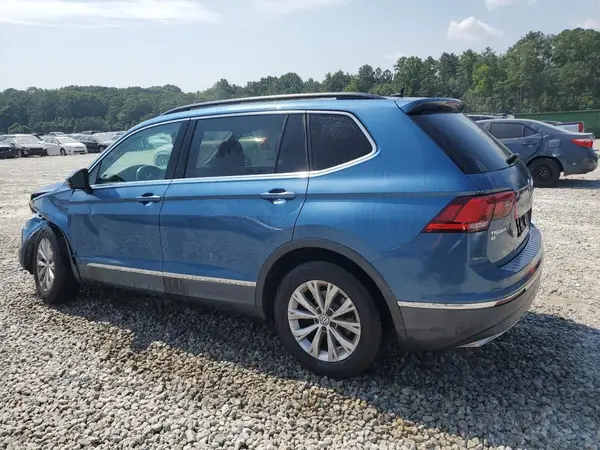 3VV3B7AX7JM076472 2018 VOLKSWAGEN TIGUAN - Image 2