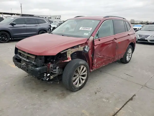 3VV3B7AX7JM088976 2018 VOLKSWAGEN TIGUAN - Image 1