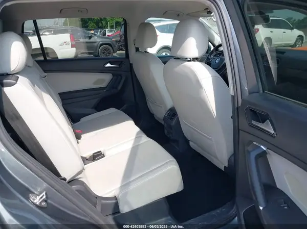 3VV3B7AX7JM092168 2018 VOLKSWAGEN TIGUAN - Image 8