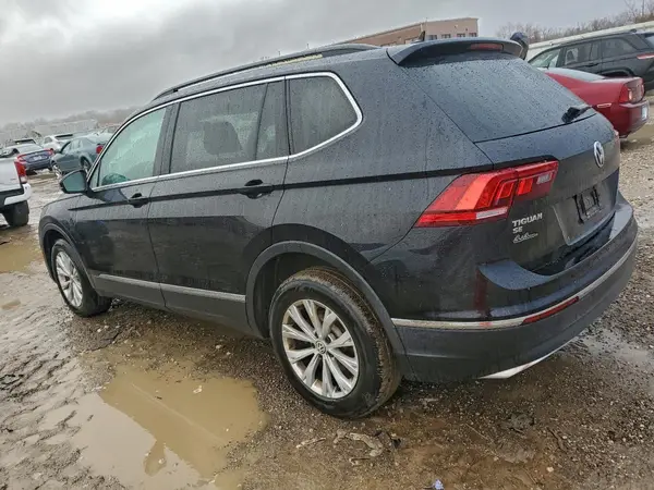 3VV3B7AX7JM094017 2018 VOLKSWAGEN TIGUAN - Image 2
