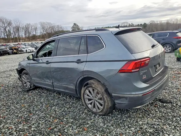 3VV3B7AX7JM109535 2018 VOLKSWAGEN TIGUAN - Image 2