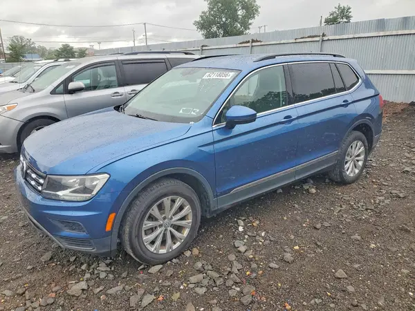 3VV3B7AX7JM121460 2018 VOLKSWAGEN TIGUAN - Image 1
