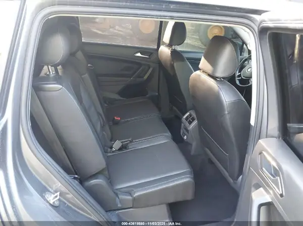 3VV3B7AX7JM152076 2018 VOLKSWAGEN TIGUAN - Image 8