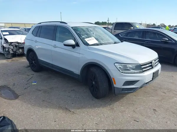 3VV3B7AX7KM028598 2019 VOLKSWAGEN TIGUAN - Image 1