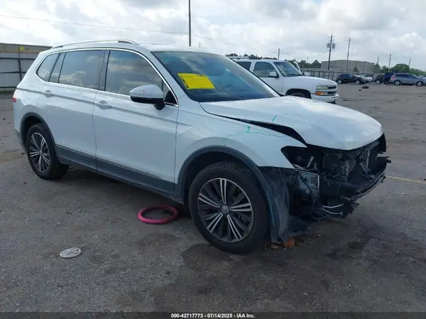 3VV3B7AX7KM074724 2019 VOLKSWAGEN TIGUAN - Image 1