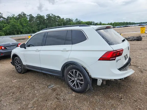 3VV3B7AX7KM145663 2019 VOLKSWAGEN TIGUAN - Image 2